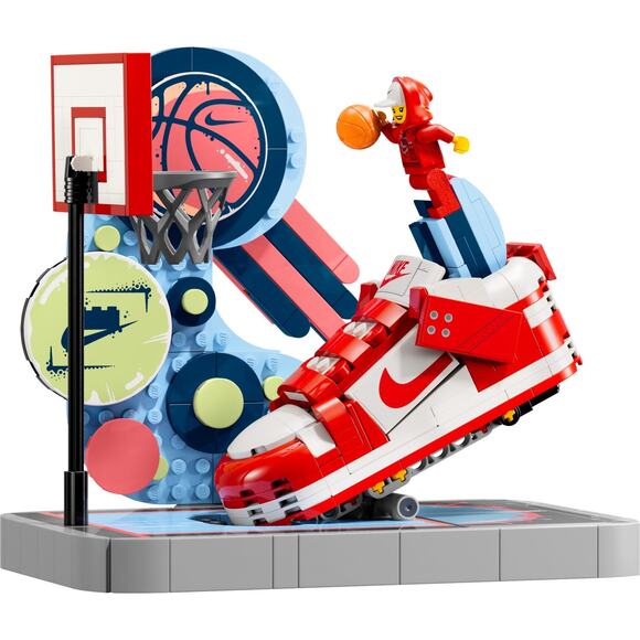 LEGO Dunk Trick Shot Nike Dunk 43021 New in Box - Picture 2 of 2